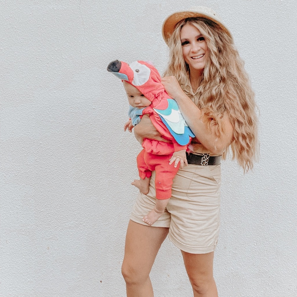 Women’s zoo keeper costume